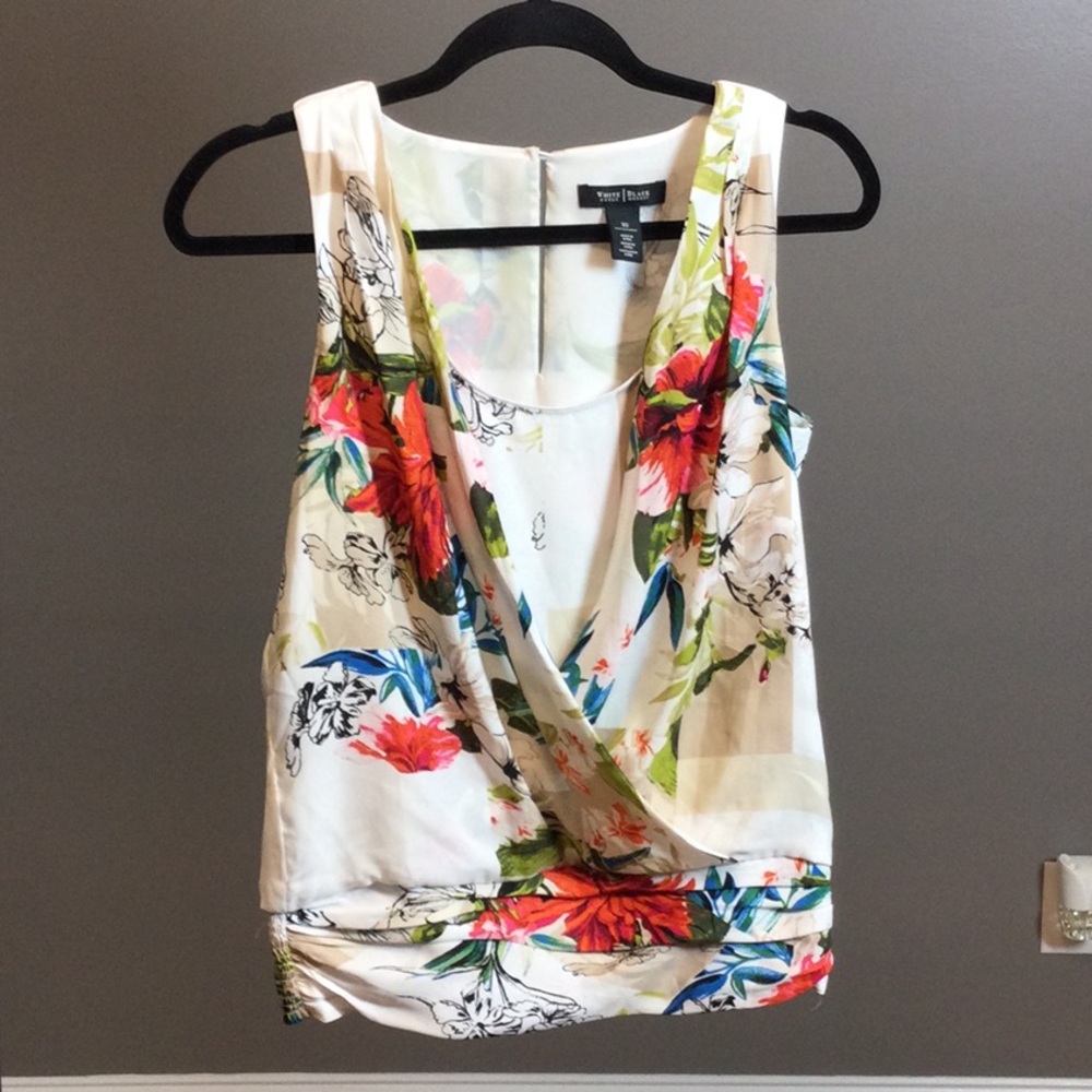 XS White House Black Market floral faux wrap sleeveless top